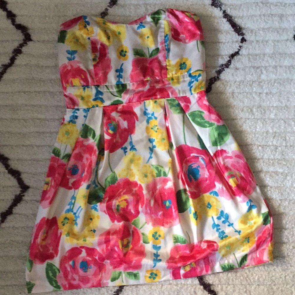 Floral Mini Dress 🌸